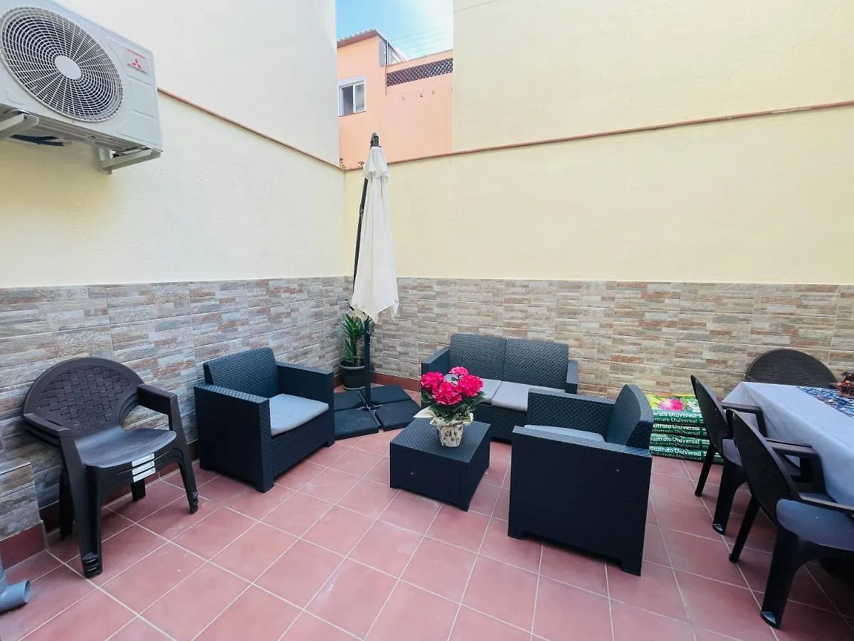 Beach Apartment Artigas Badalona Spagna