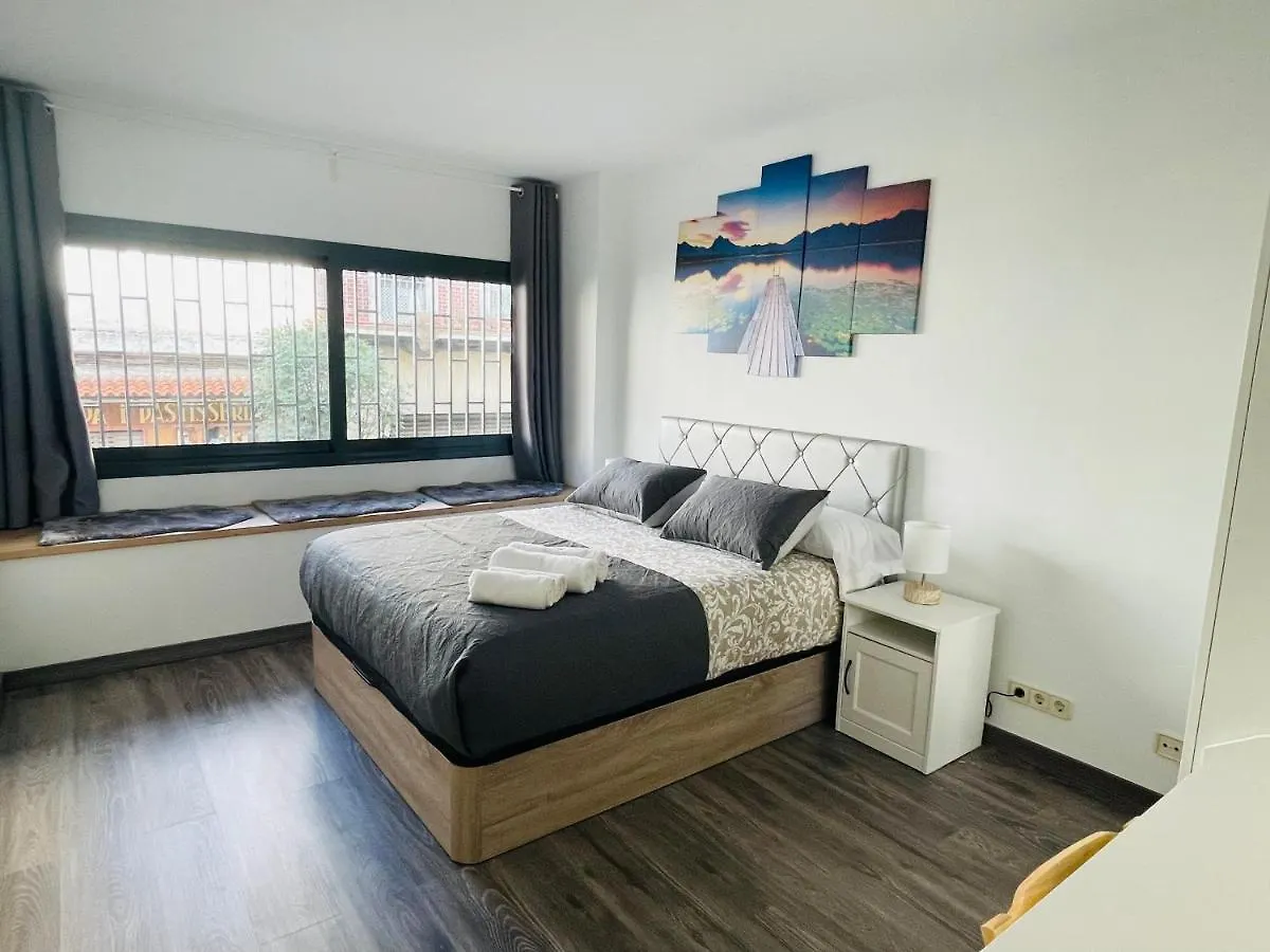 Beach Apartment Artigas Μπαδαλόνα Ισπανία